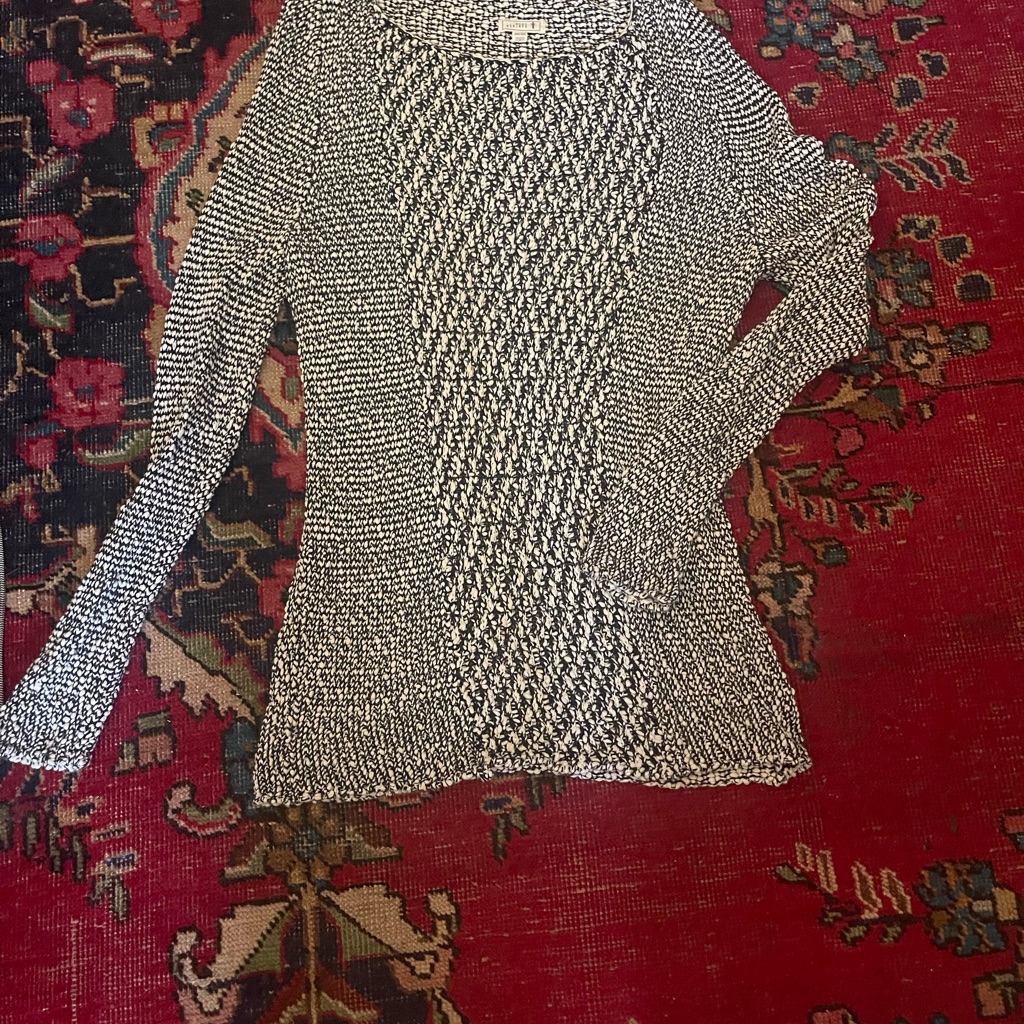 Knot Sisters Black And White Boat Neck Sweater Womens Os Fits Like Large